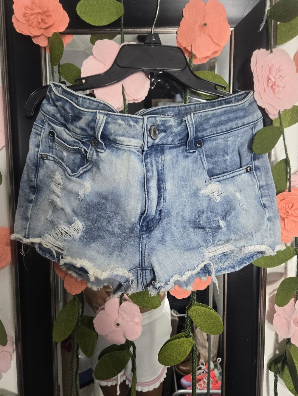 American Eagle Hi Rise Shortie Shorts Peep Pockets Sz 6 Extreme Stretch